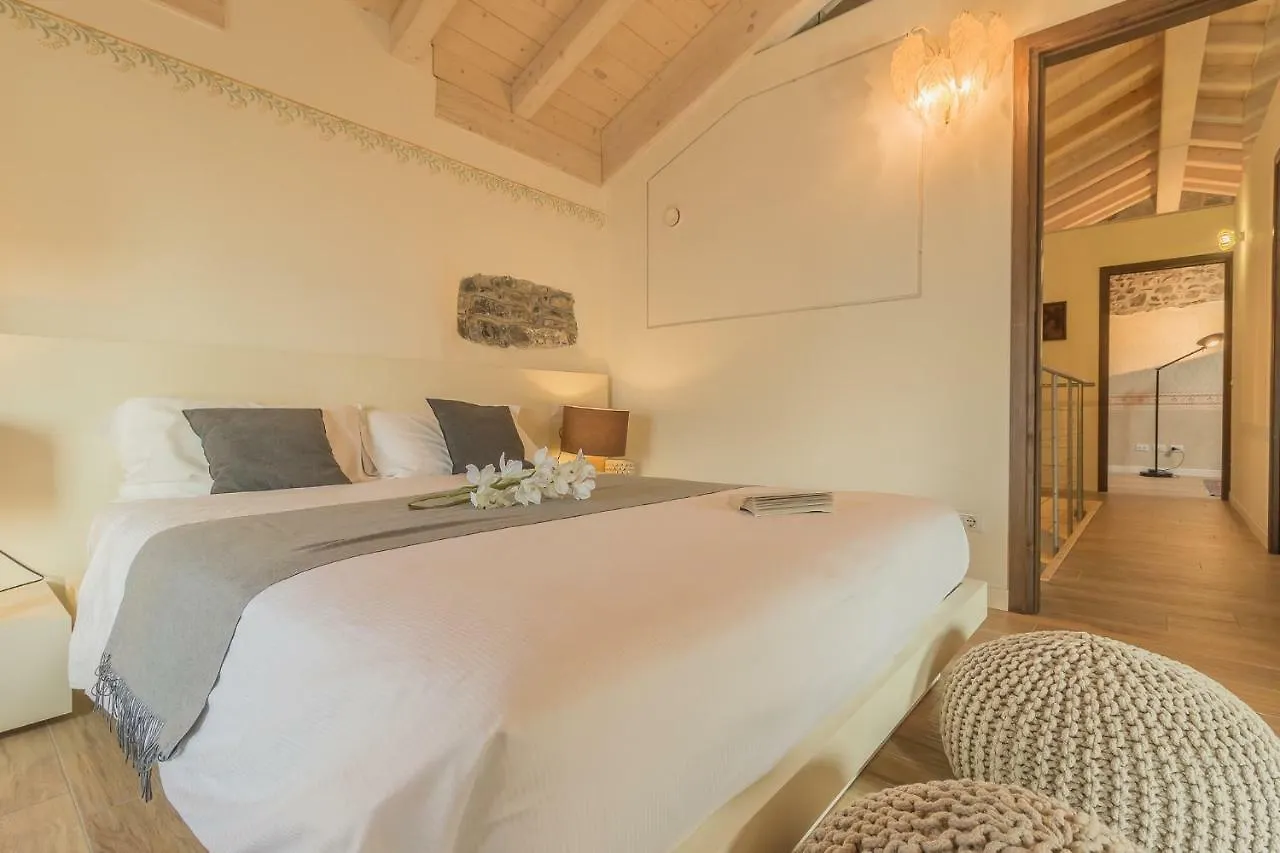 Elizabeth House Varenna Apartment Italy