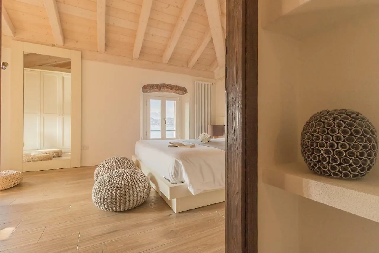 Elizabeth House Varenna Apartment